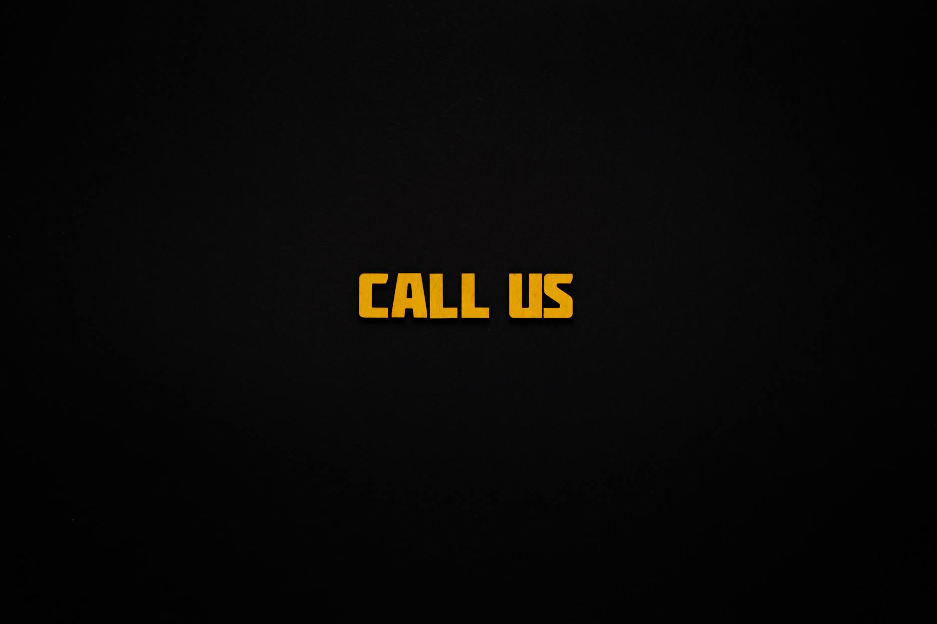 Beyond Inter: 5 Provocative Font Pairings to Rescue Your SaaS from the 'Template Look'