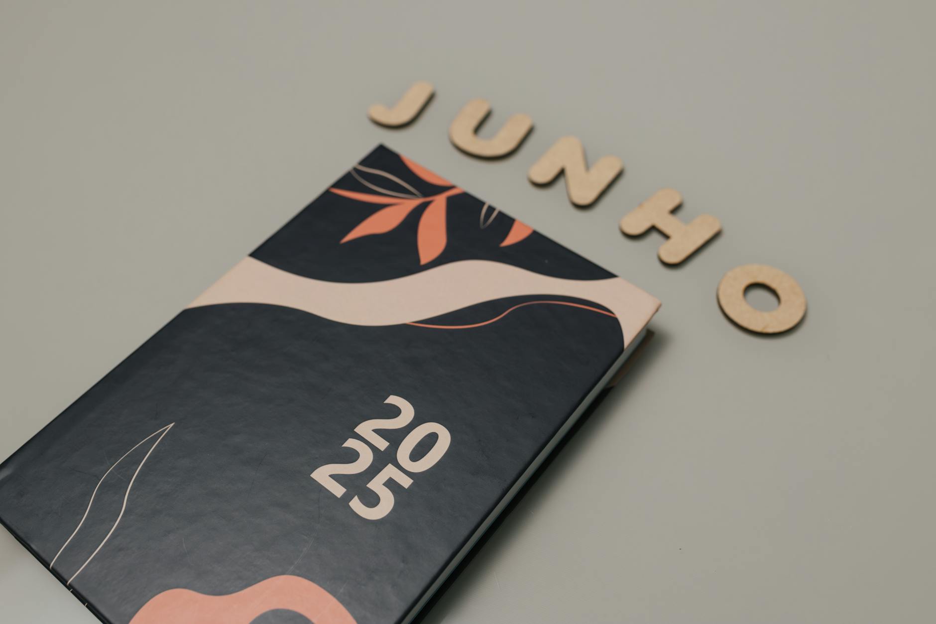 The Silent Architect: How Micro-Typography Fixes Your Broken UX